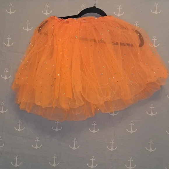 New LED Light-Up 3-Layered Tulle Festival Tutu Skirt in Orange - Picture 4 of 7